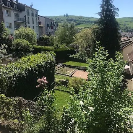 Appartement Centre Ville Terrasse Jardin Garage Chez Priscilla Aurillac Exterior foto